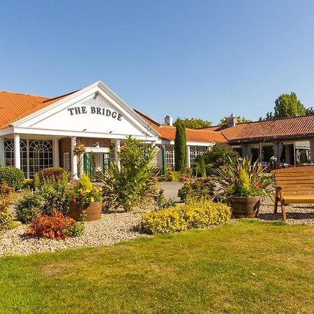 The Bridge Hotel And Spa Везербі Екстер'єр фото